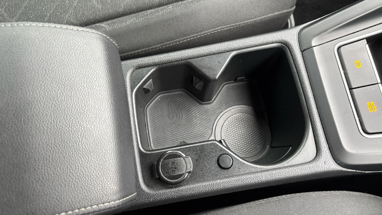 Volkswagen Golf 1.5 TSI 150 Life 5dr Petrol Hatchback